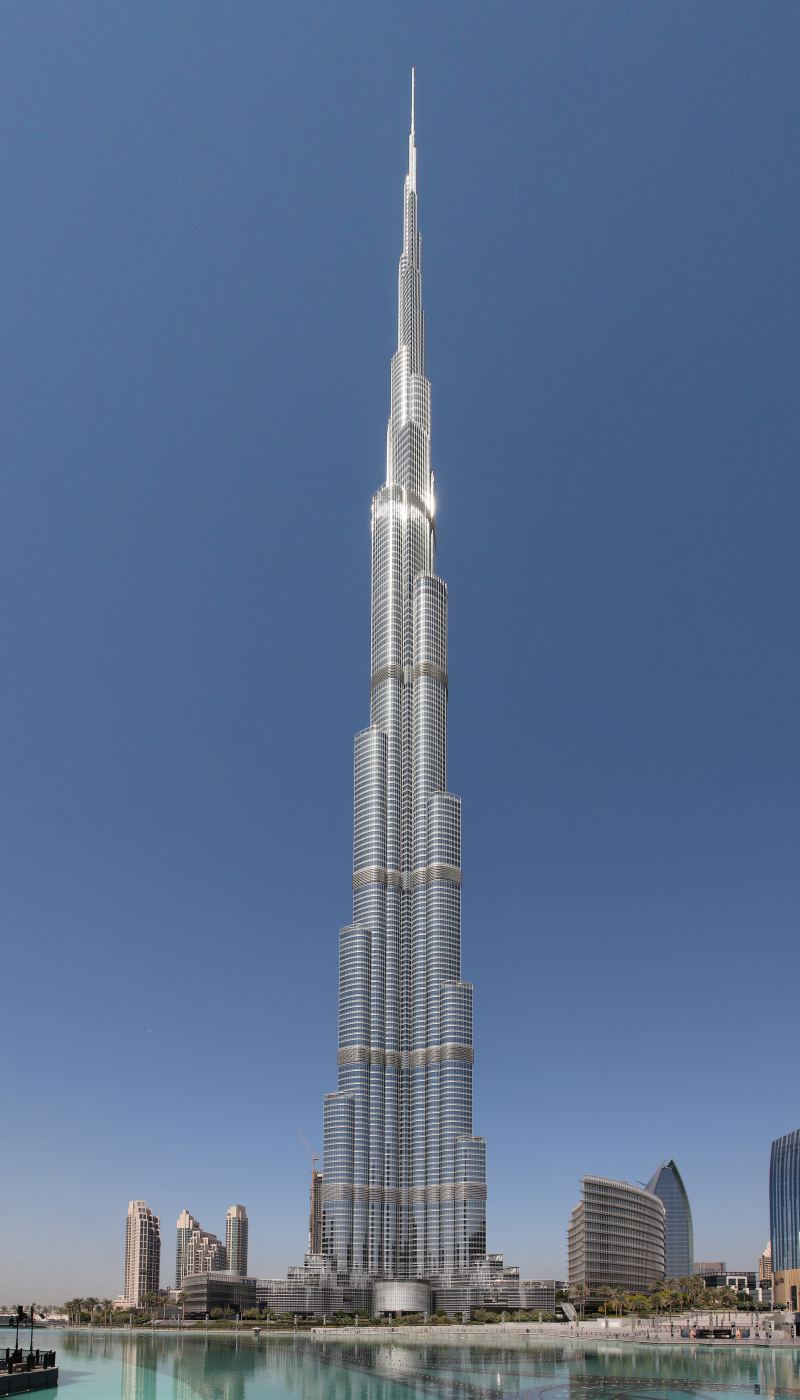 Top 10 Things to do in Dubai: Visit the Burj Khalifa